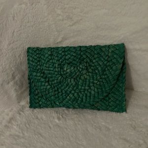 Amazon envelope straw clutch bag in green